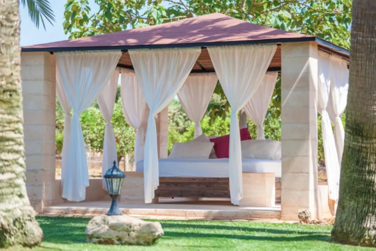 Villa Can Rovey, Pool And Gardens In Inca Spain