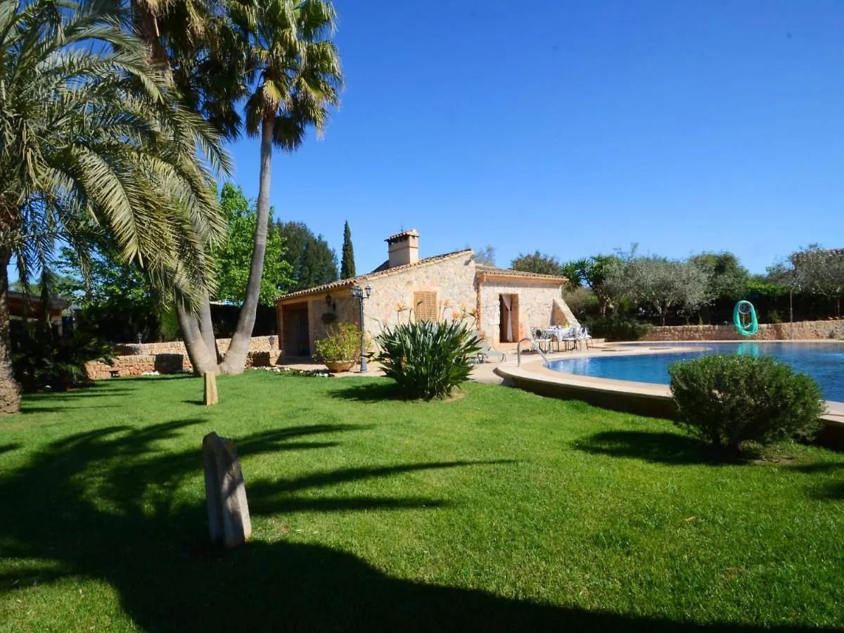 Villa Can Rovey, Pool And Gardens In Inca Spain