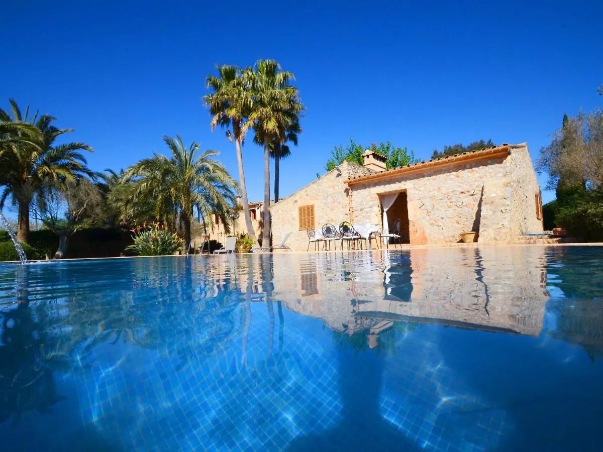 Can Rovey, Pool And Gardens In Inca location